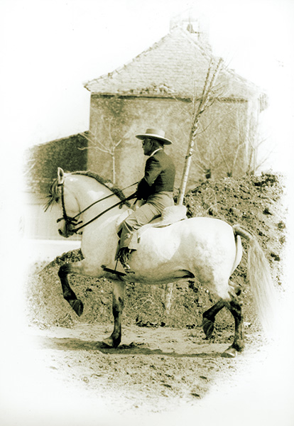 Rafael Jurado sobre su caballo
